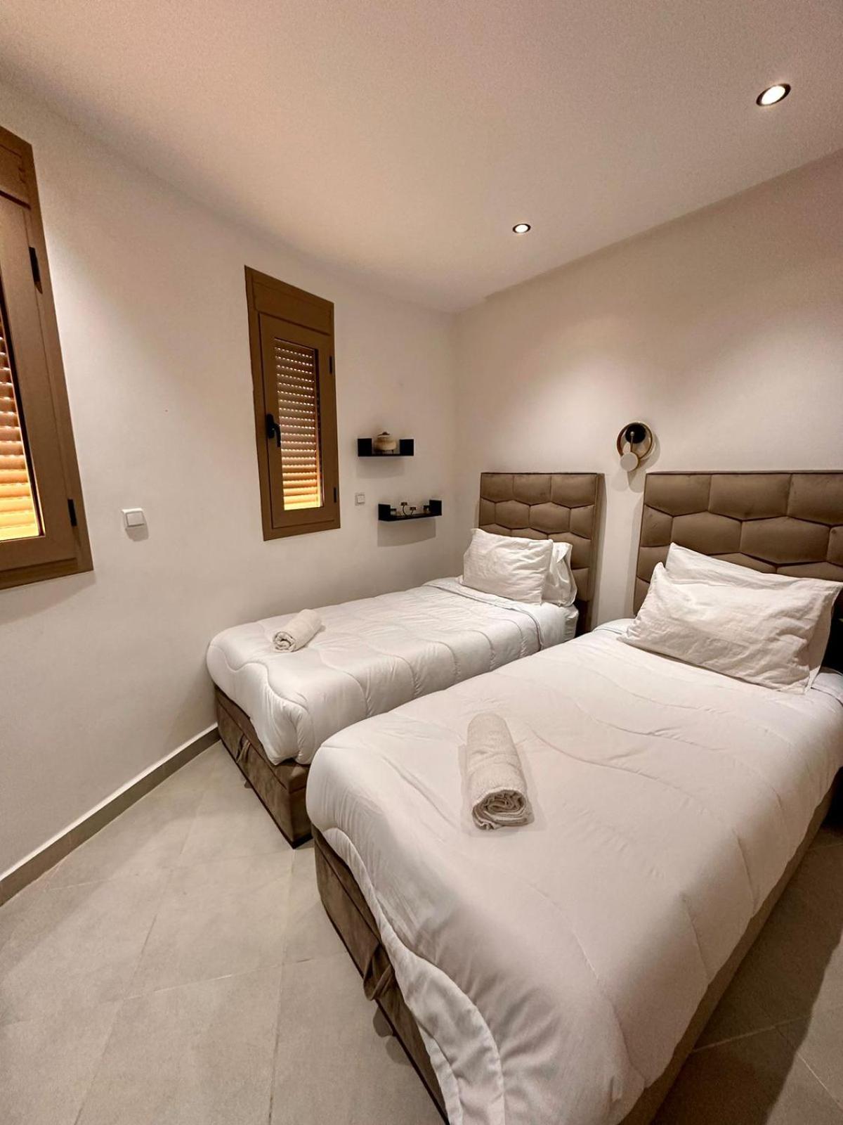 Appart Neuf Lumineux Climatise 1Ere Etage طنجة المظهر الخارجي الصورة